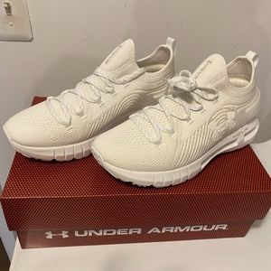 Under Armour Mens White Sneakers